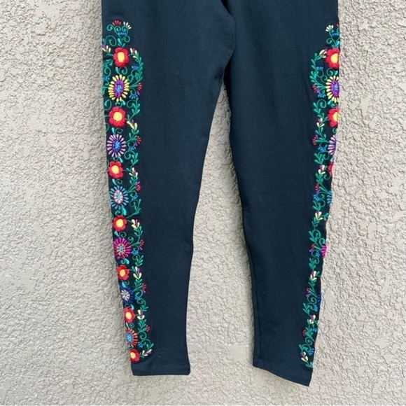 NEW! Brazilroxx‎ Embroidered Multicolor Floral Legging Pants Womens Size XL Boho - Picture 5 of 16